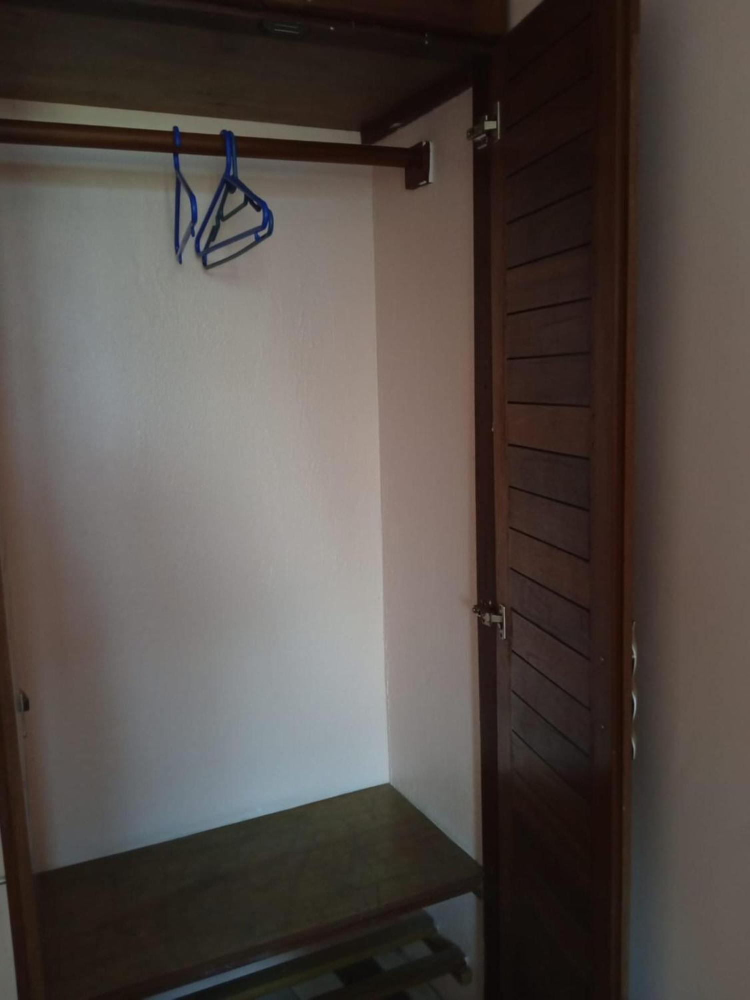 Checkpoint Inn Hotel, Момбаса Екстер'єр фото